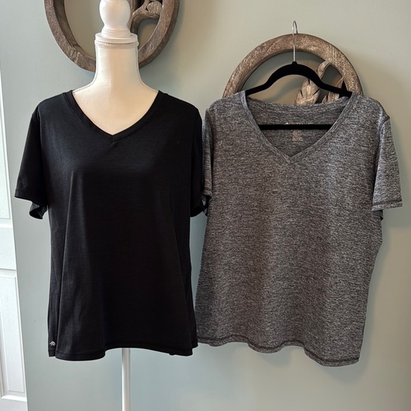 Ideology Black and Gray Short Sleeve Tee. Size 1X - Picture 1 of 2